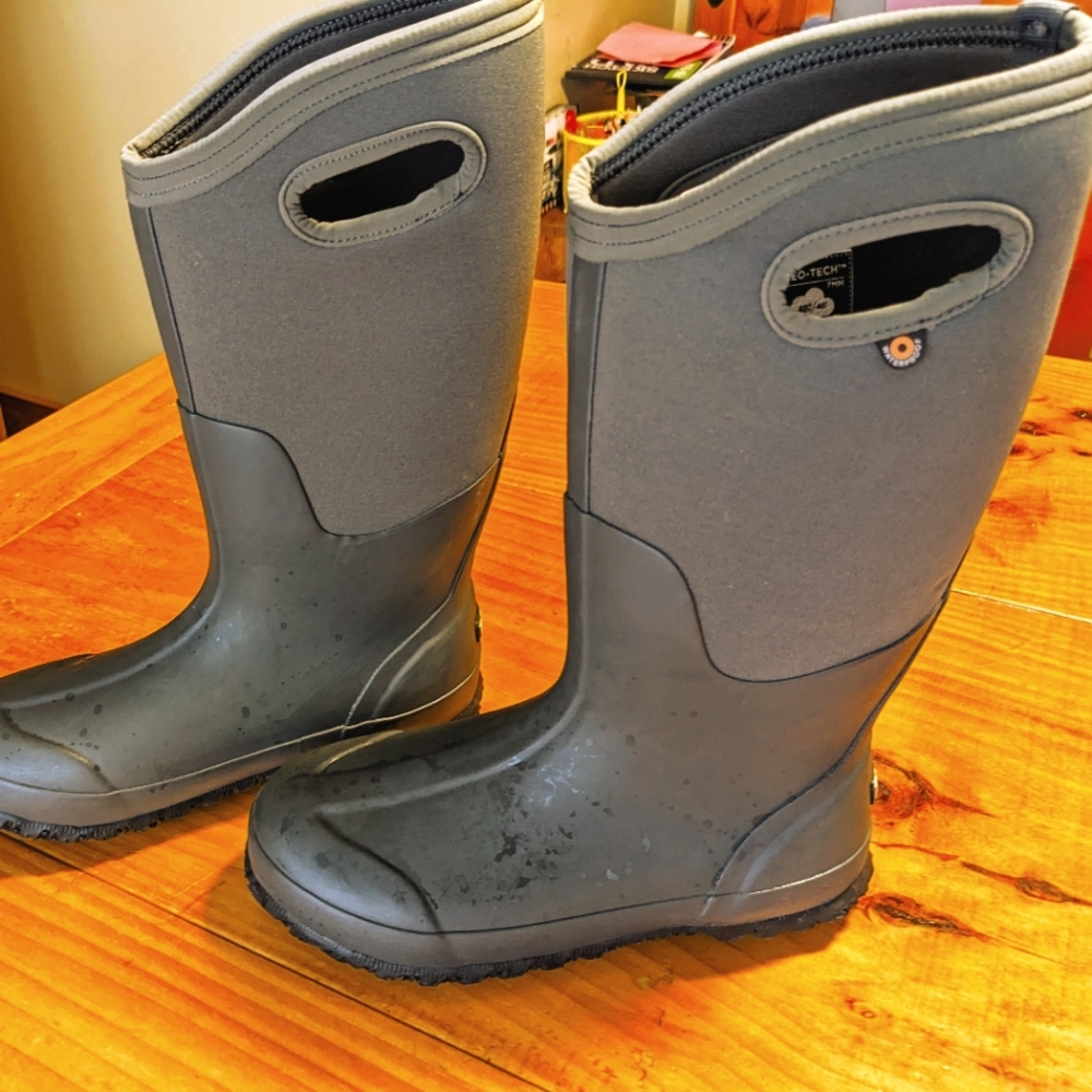 NWOT Bogs winter boots